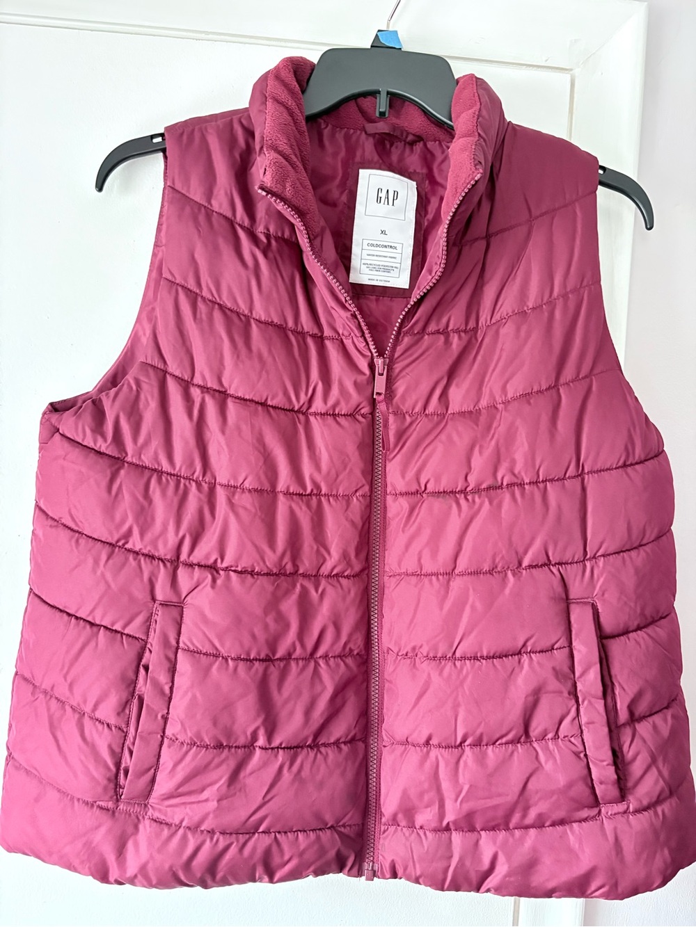 GAP Red Quilted Puffer Vest